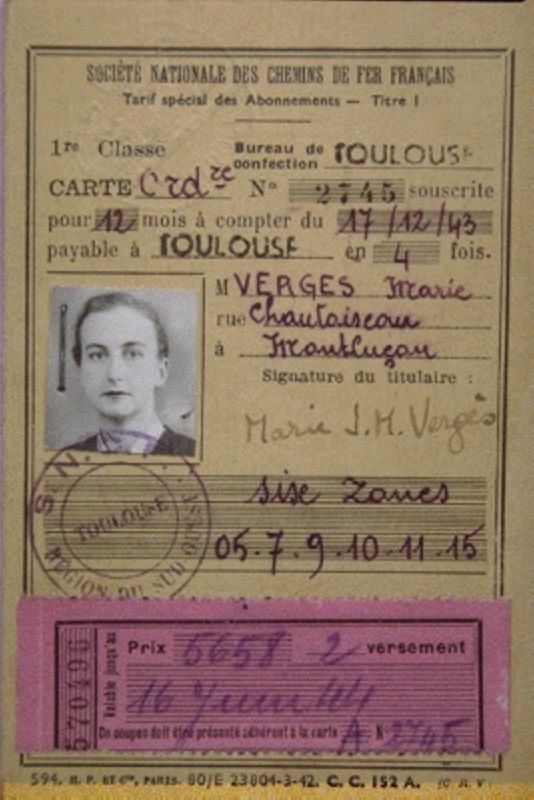  Fausse pièce d'identité