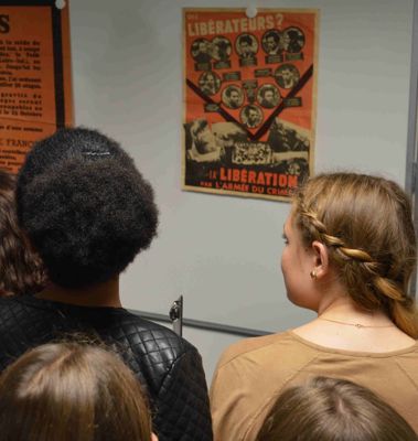 élèves du collège Littré extrait