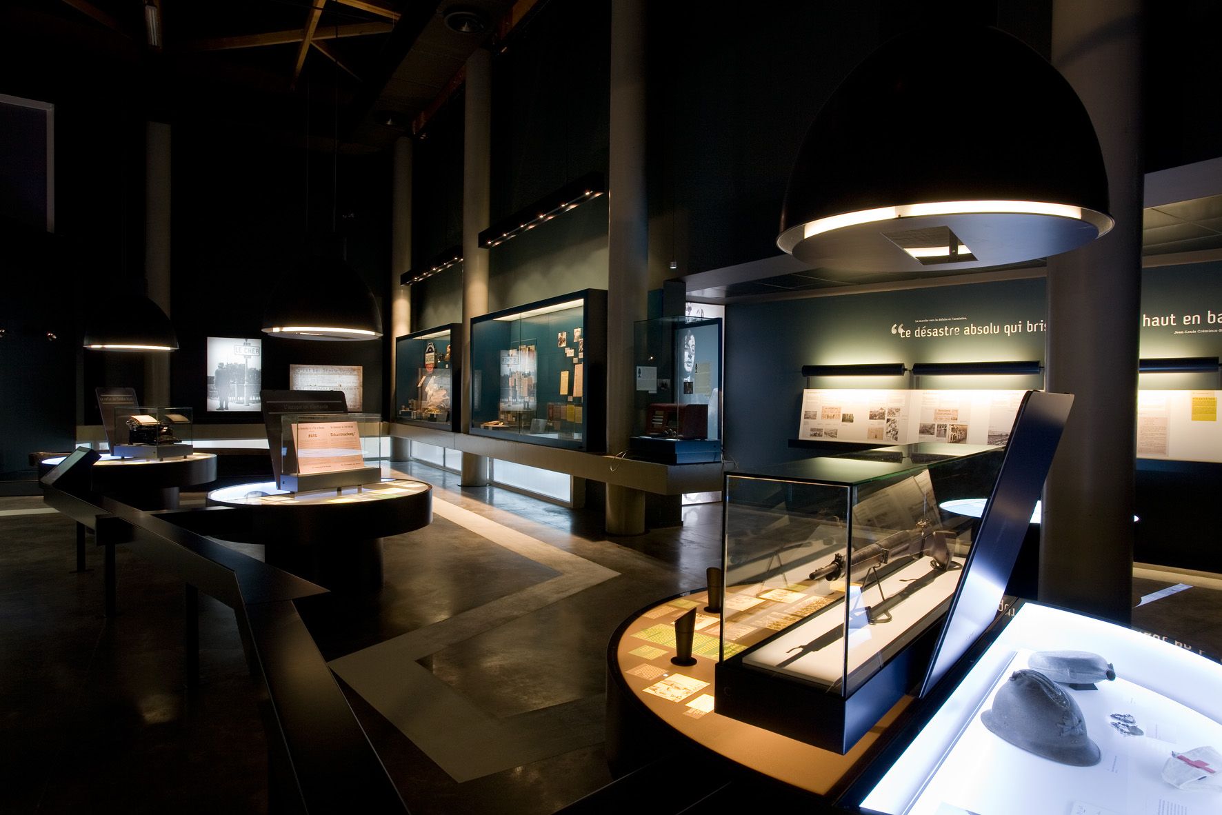 Première salle de l'exposition permanente